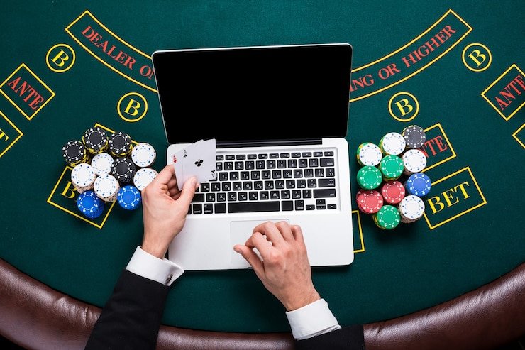 Keamanan perangkat mobile royaldomino99